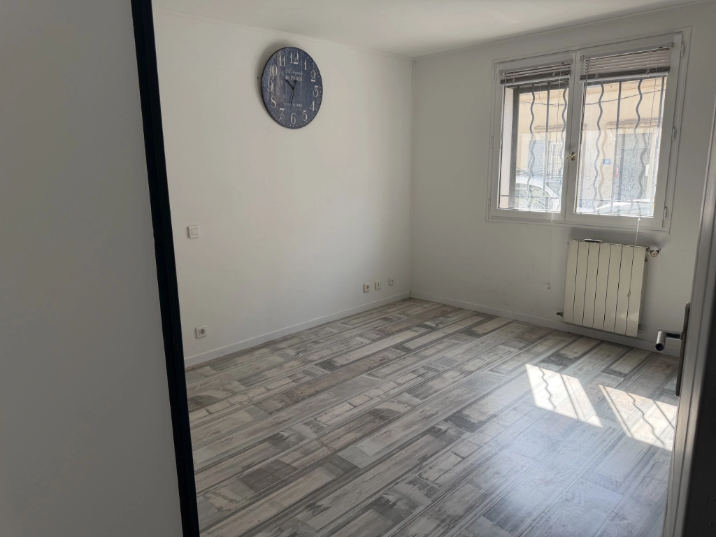 Villa contemporaine — Avant